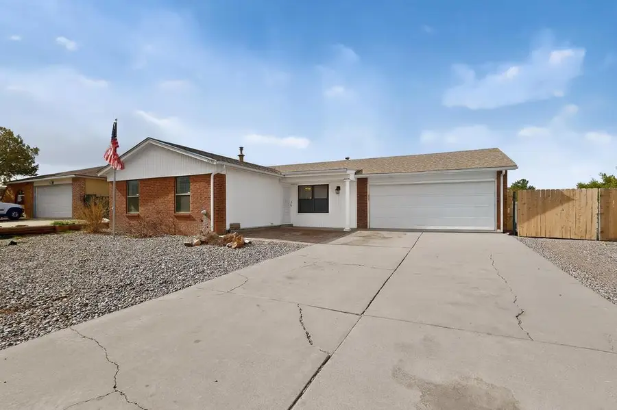 8228 Otero Avenue Ne, Albuquerque, NM 87109 - #2