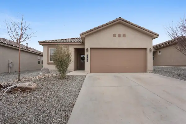 4233 Skyline Loop Ne, Rio Rancho, NM 87144