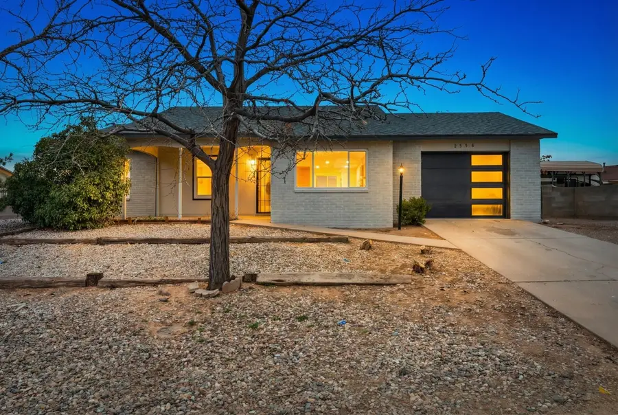 2358 Green Lake Road Ne, Rio Rancho, NM 87124 - #2