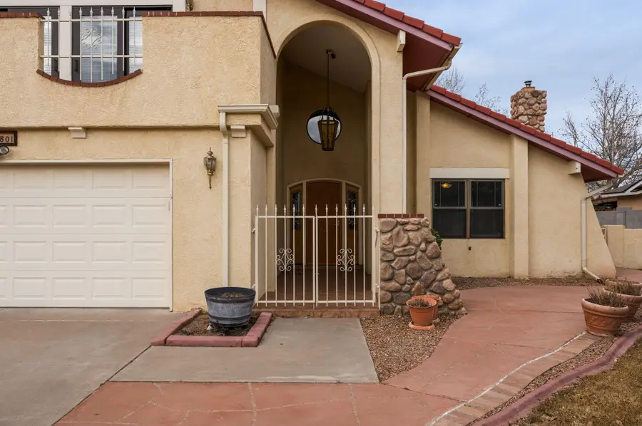 5801 Flor Del Rey Nw, Albuquerque, NM 87120 - #3