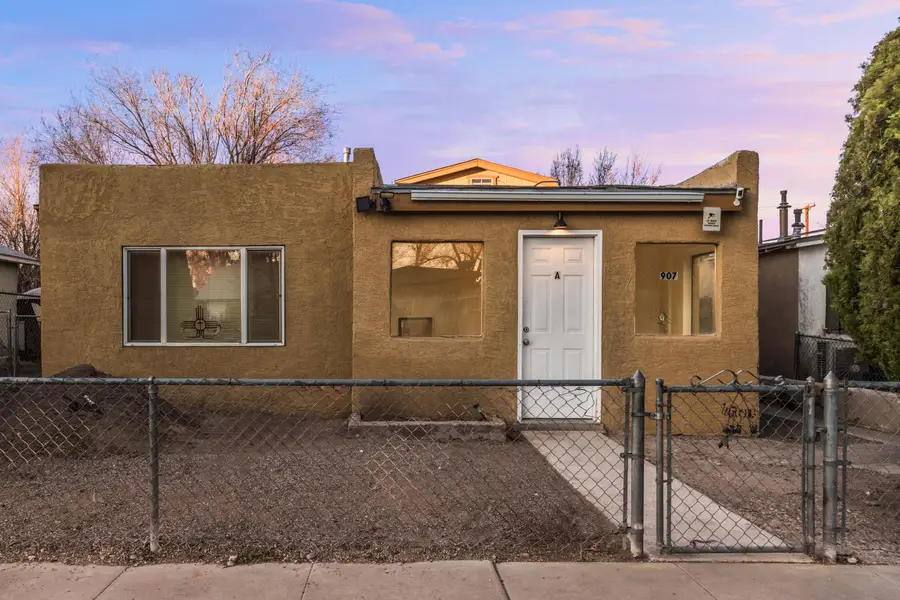 907 Coal Avenue Sw, Albuquerque, NM 87102 - #3