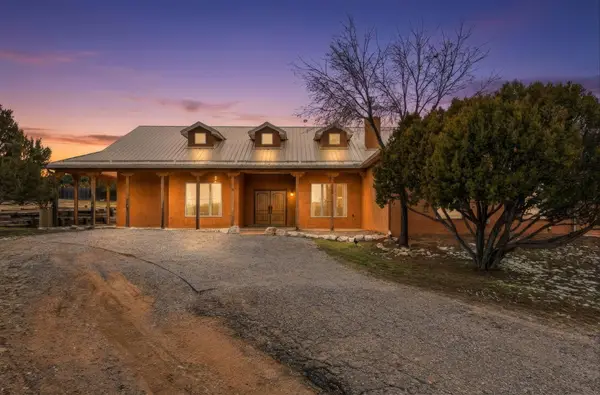 22 Camino Del Oriente, Tijeras, NM 87059