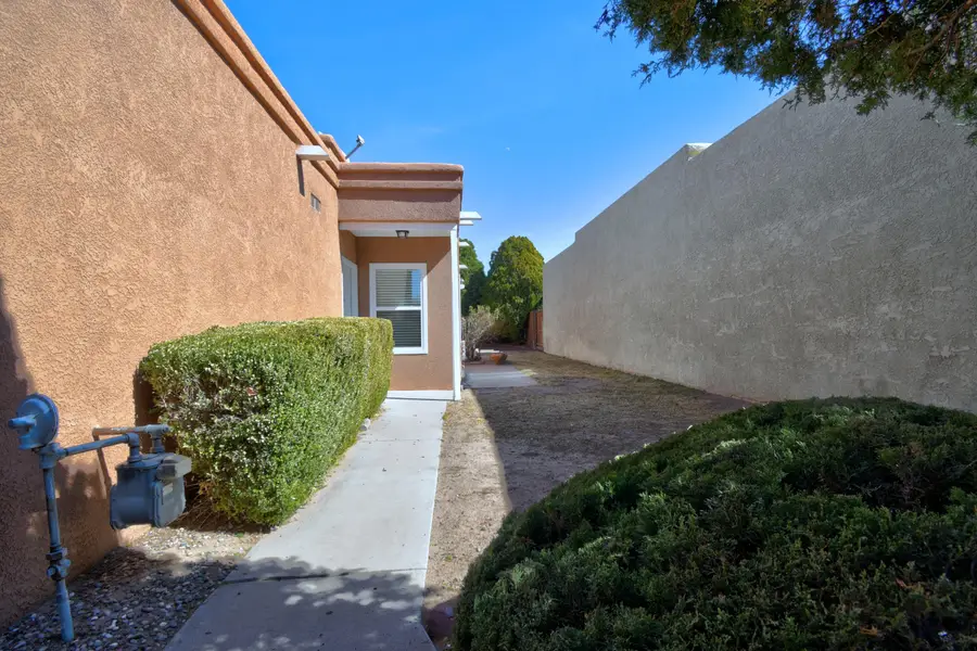 5712 Jessica Court Nw, Albuquerque, NM 87120 - #3
