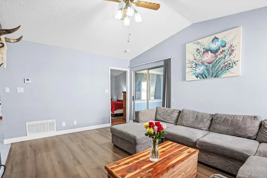 1020 Harrison Drive Ne, Rio Rancho, NM 87144 - #3