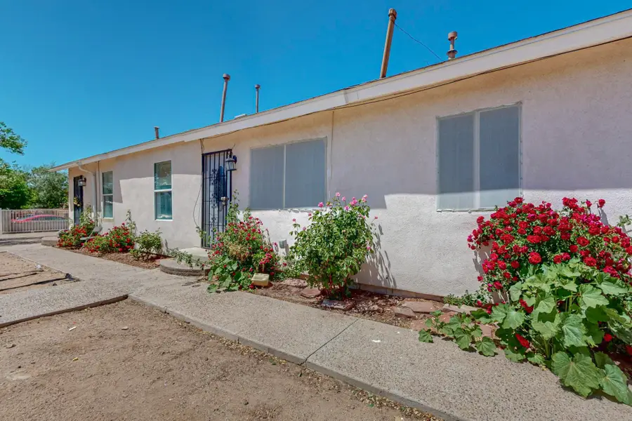 412 Texas Street Ne, Albuquerque, NM 87108 - #3