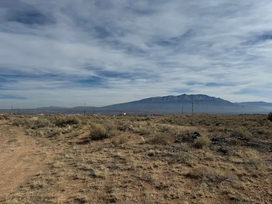 3913 Madrid Road Ne, Rio Rancho, NM 87144 - #2