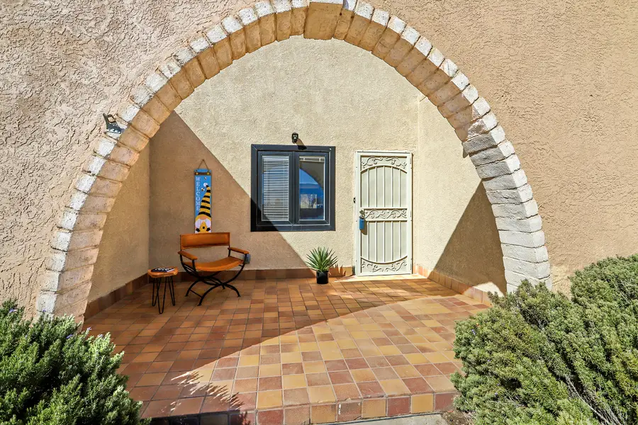 1301 Rio Rancho Drive Se #B, Rio Rancho, NM 87124 - #2