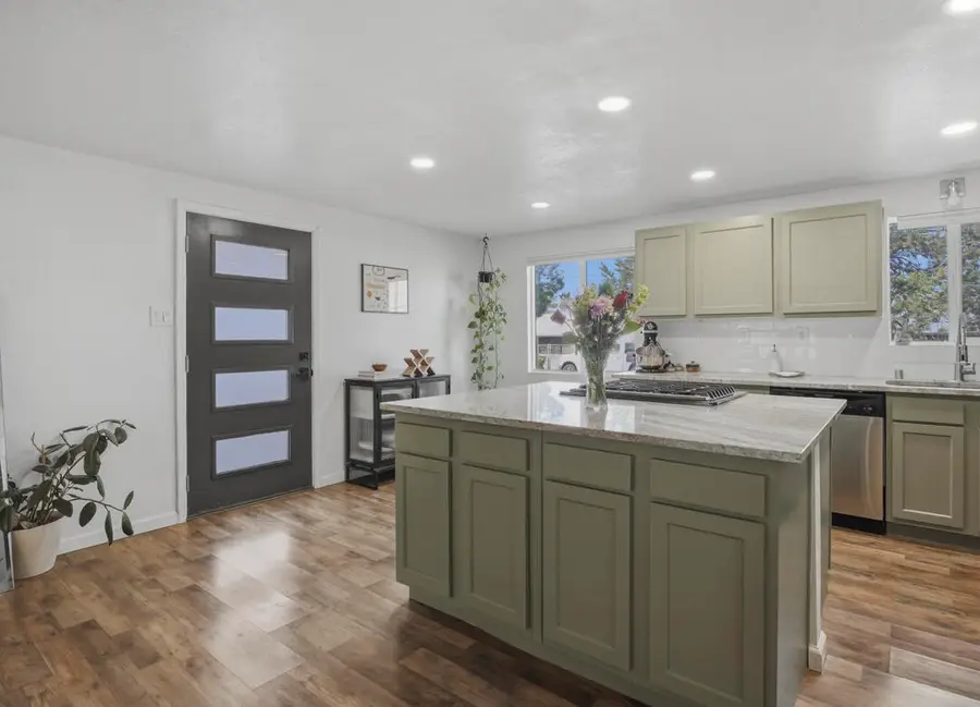 1004 Mary Ellen Street Ne, Albuquerque, NM 87112 - #3