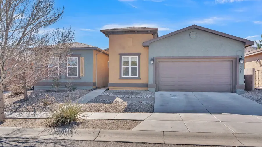 301 Zuni River Circle Sw, Los Lunas, NM 87031 - #2