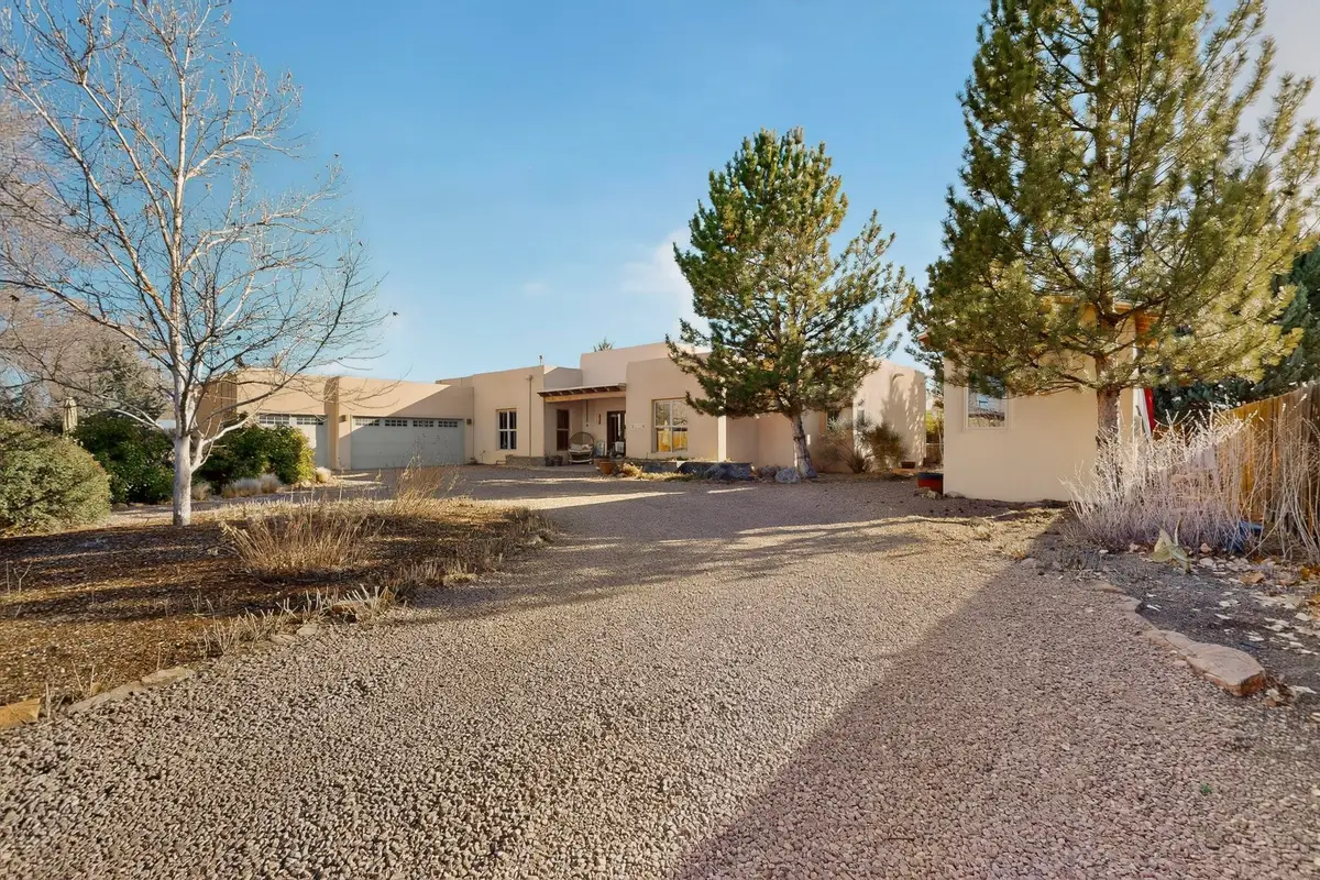 2812 Candelaria Road Nw, Albuquerque, NM 87107 - #1