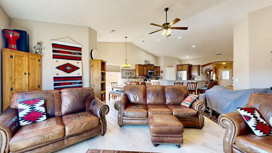 2260 Firewheel Avenue Sw, Los Lunas, NM 87031 - #2