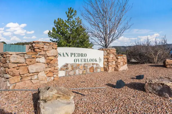 86 Turquoise Drive, Sandia Park, NM 87047