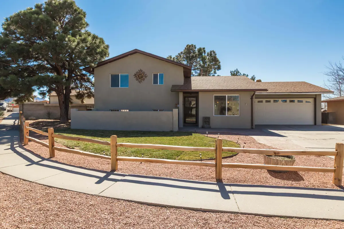 10816 Lowe Street Ne, Albuquerque, NM 87111 - #1