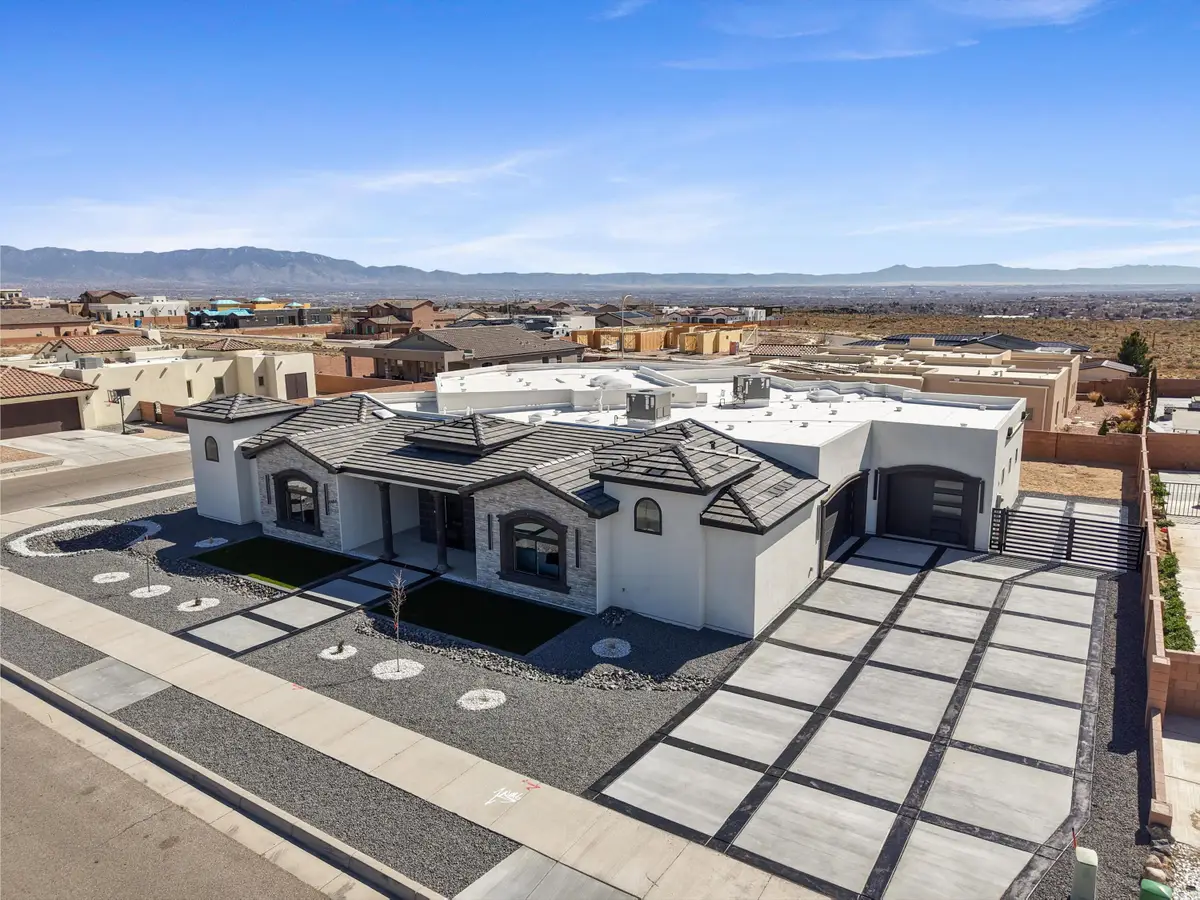 6608 Petirrojo Road Nw, Albuquerque, NM 87120 - #1