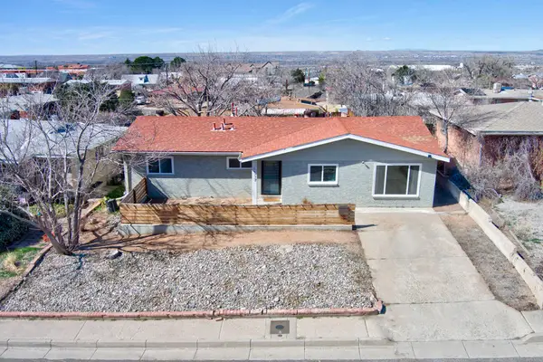 1717 Princeton Drive Se, Albuquerque, NM 87106