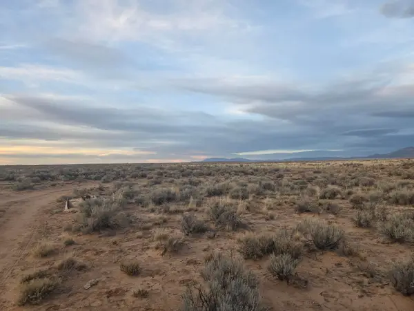 VL Rge Lot 15 Block 1052 #J, Belen, NM 87002