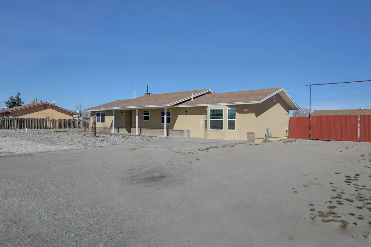 2913 Donna Maria Drive Sw, Albuquerque, NM 87121 - #1
