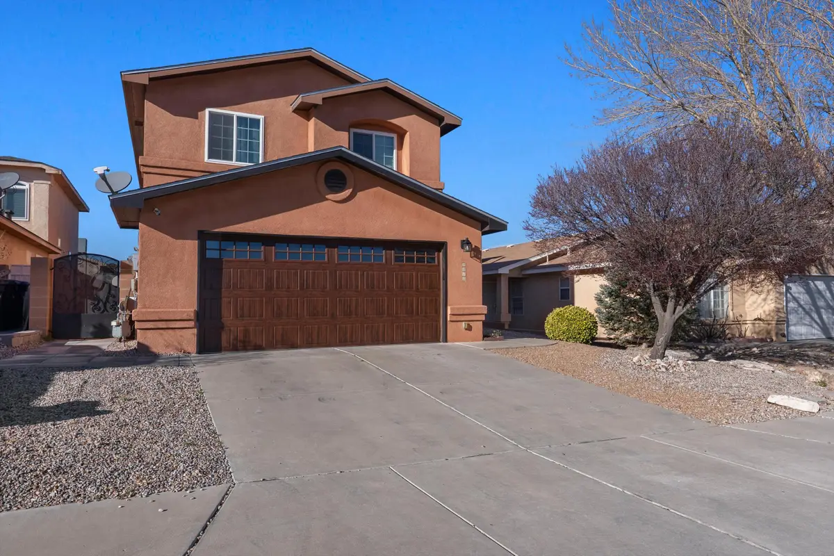 9215 Eiffel Avenue Sw, Albuquerque, NM 87121 - #1