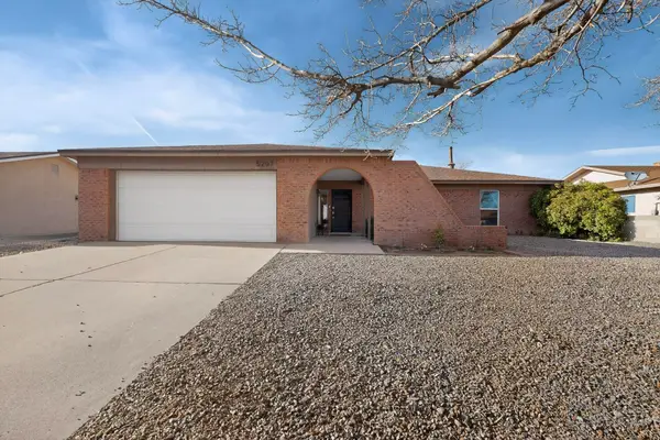 5207 Sooner Trail Nw, Albuquerque, NM 87120