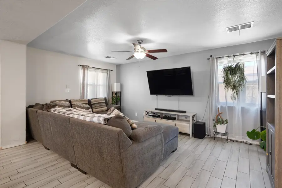 524 Aztec Road Nw, Albuquerque, NM 87107 - #3