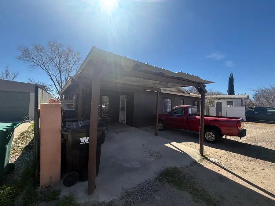 1907 Isleta Boulevard Sw #UNIT 7, Albuquerque, NM 87105 - #3