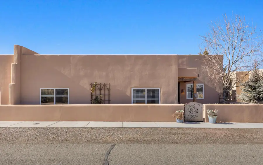3 Silver Buckle Road, Santa Fe, NM 87508 - #3