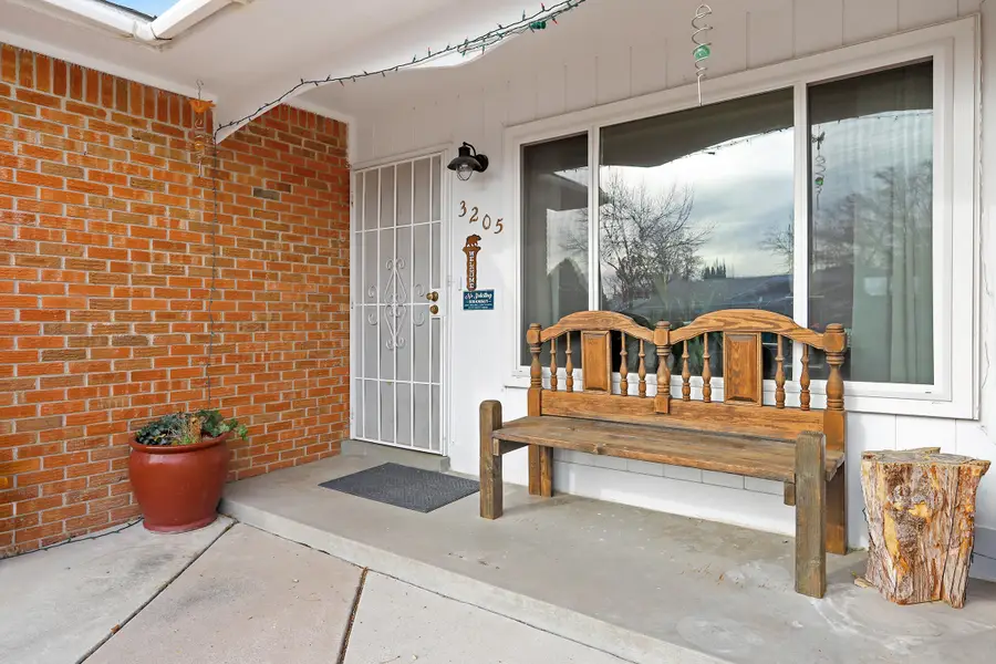 3205 Bahama Street Ne, Albuquerque, NM 87111 - #2