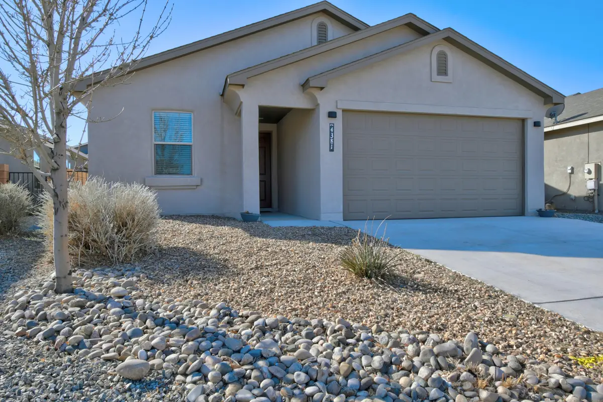 4381 Golden Eagle Loop Ne, Rio Rancho, NM 87144 - #1