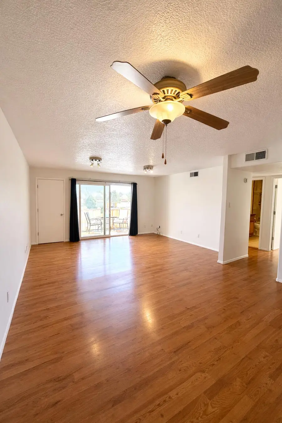 1825 Dartmouth Drive Ne #APT 205, Albuquerque, NM 87106 - #3