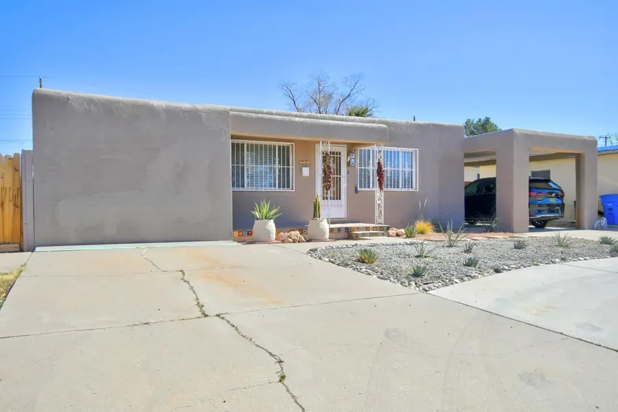 724 Georgia Street Se, Albuquerque, NM 87108 - #2