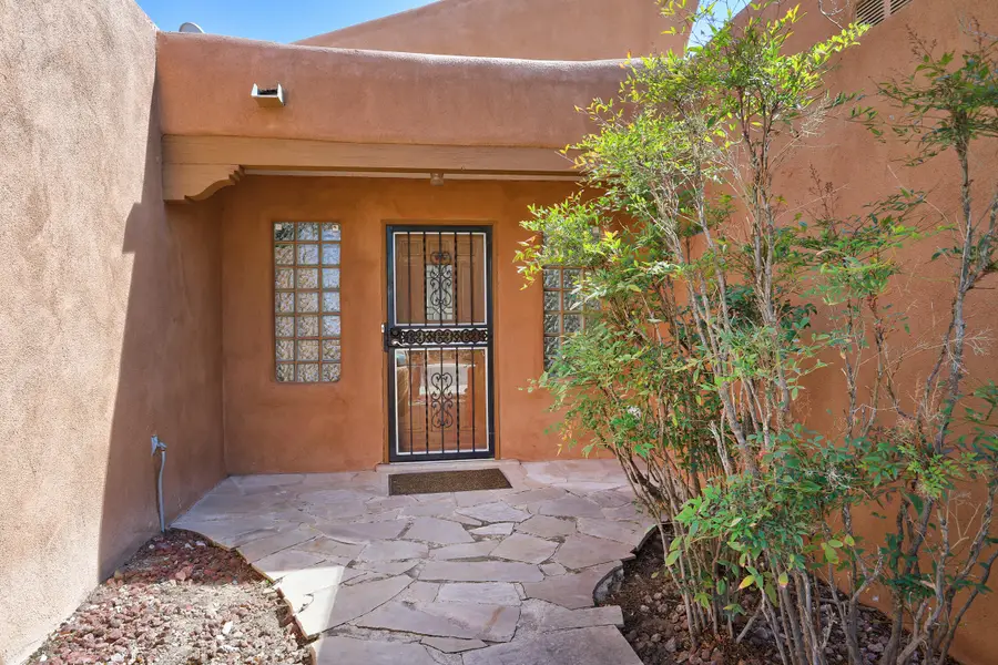 4412 De La Cruz Nw, Albuquerque, NM 87107 - #3