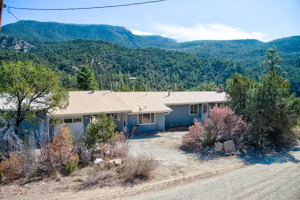 87 Redondo Road, Jemez Springs, NM 87025