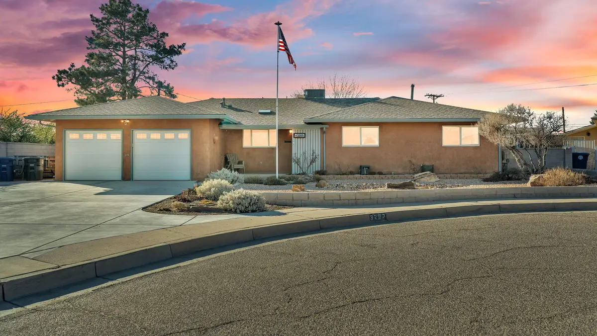 3207 Indiana Street Ne, Albuquerque, NM 87110 - #1