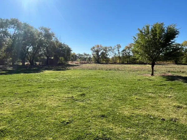 El Pinon Lane Sw, Albuquerque, NM 87105