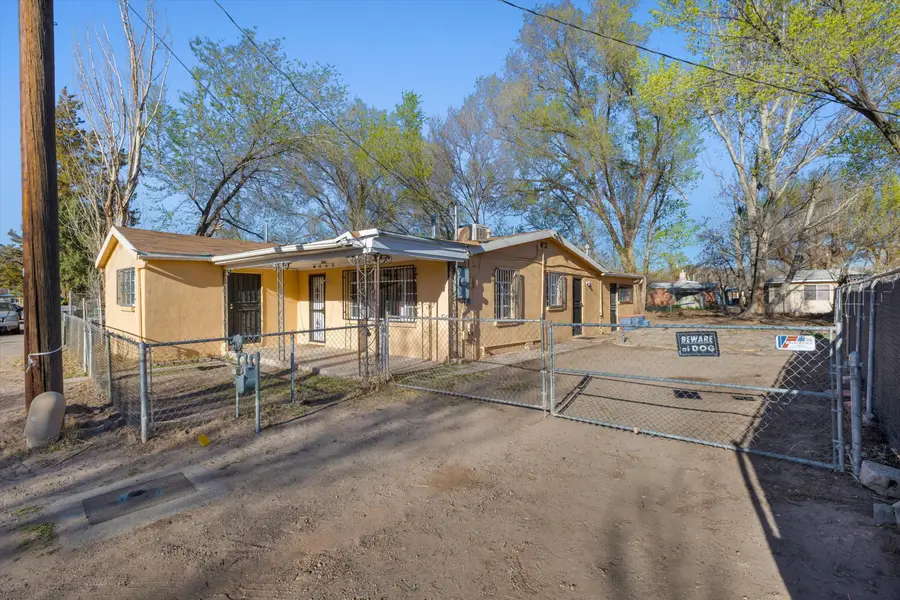 862 Arthur Drive Sw, Albuquerque, NM 87105 - #2