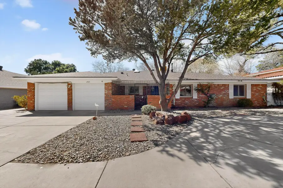 4909 Phyllis Street Ne, Albuquerque, NM 87109 - #2
