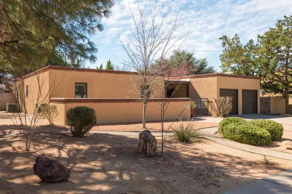 7208 Vista Del Arroyo Avenue Ne, Albuquerque, NM 87109