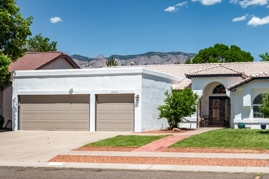 8408 Julian Robles Street Ne, Albuquerque, NM 87122 - #2