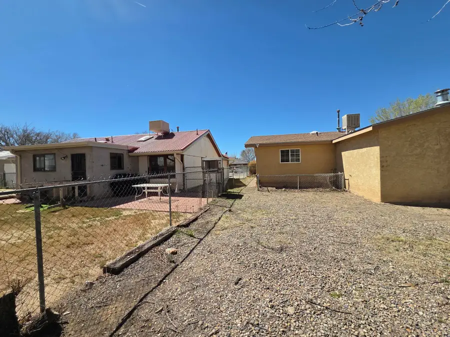 219 Rosedale Circle, Belen, NM 87002 - #3