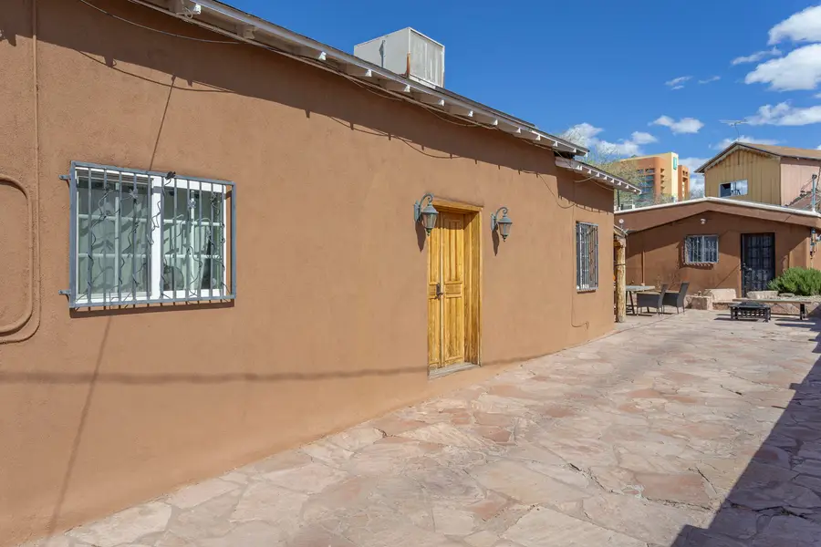 902 Edith Boulevard Ne, Albuquerque, NM 87102 - #2