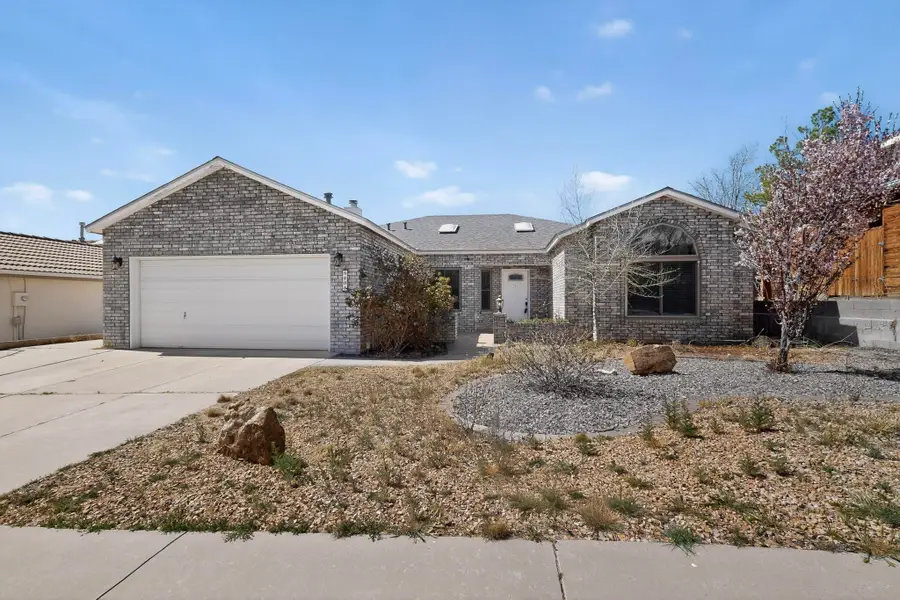 5404 Roanoke Avenue Nw, Albuquerque, NM 87120 - #2