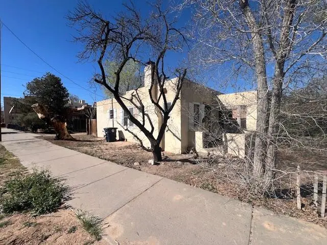 2016 Lead Avenue Se, Albuquerque, NM 87106 - #2