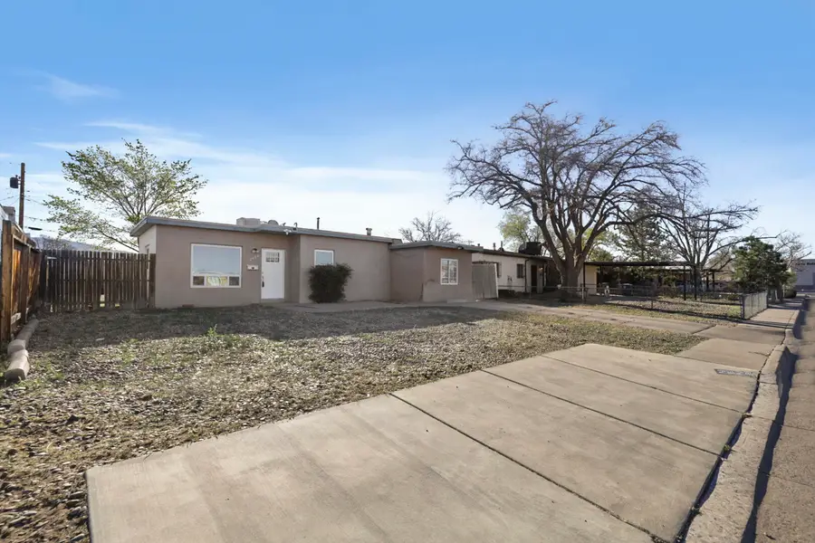 2424 La Veta Drive Ne, Albuquerque, NM 87110 - #2