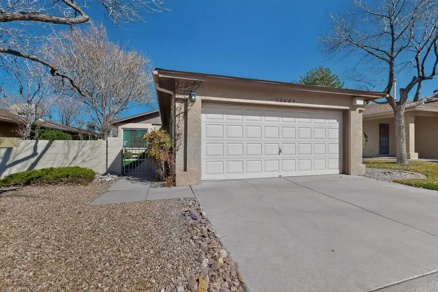 10609 Griffith Park Drive Ne, Albuquerque, NM 87123 - #3