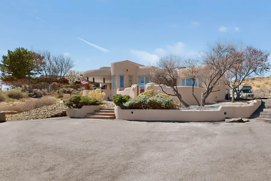300 Mission Ridge Road, Corrales, NM 87048 - #2
