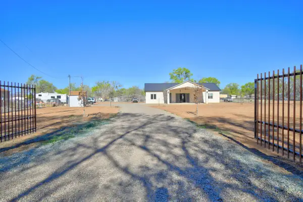 14 Zentner Road, Los Lunas, NM 87031