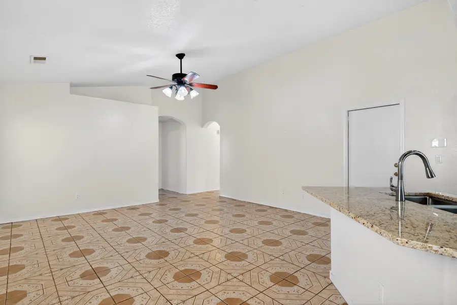 1228 Telstar Loop Nw, Albuquerque, NM 87121 - #3