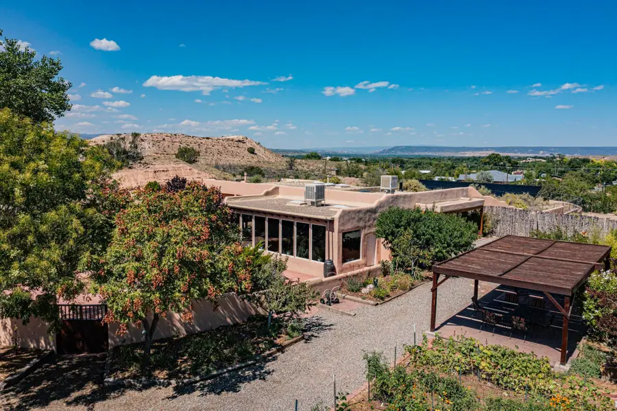 4 Athenas Way #A+B, Espanola, NM 87532 - #2