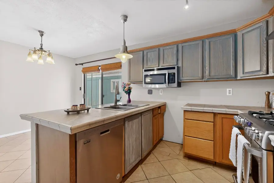 4892 Turquoise Drive Ne, Rio Rancho, NM 87124 - #2