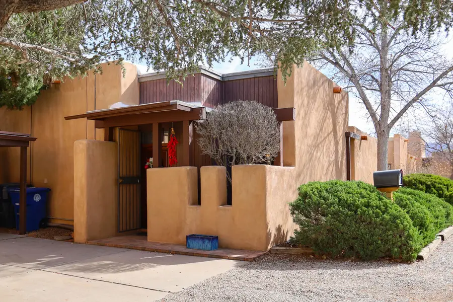 1013 Guadalupe Del Prado Street Nw, Albuquerque, NM 87107 - #2
